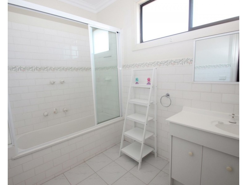 19 Thomas Street, Dunolly VIC 3472