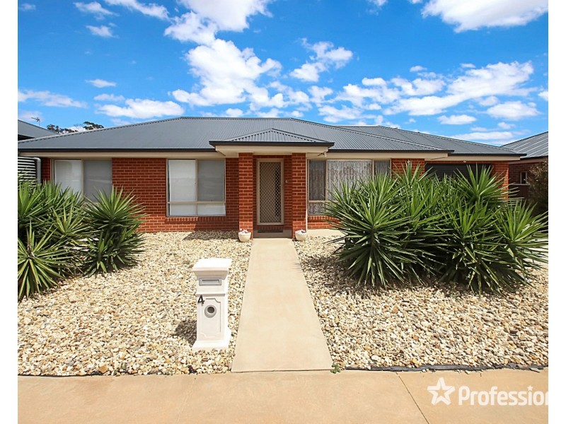 4 Lowery Court, Maryborough VIC 3465