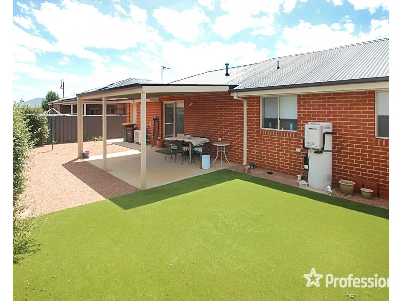 4 Lowery Court, Maryborough VIC 3465