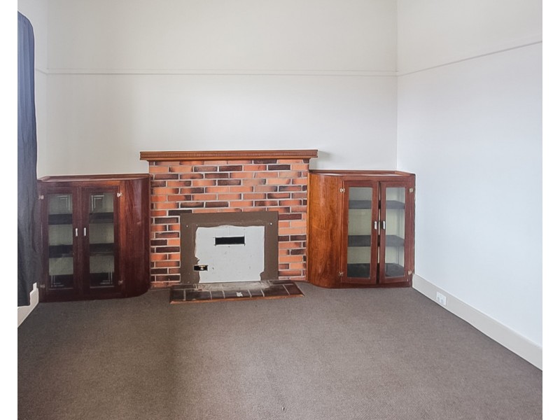 8 Sutton Road, Maryborough VIC 3465