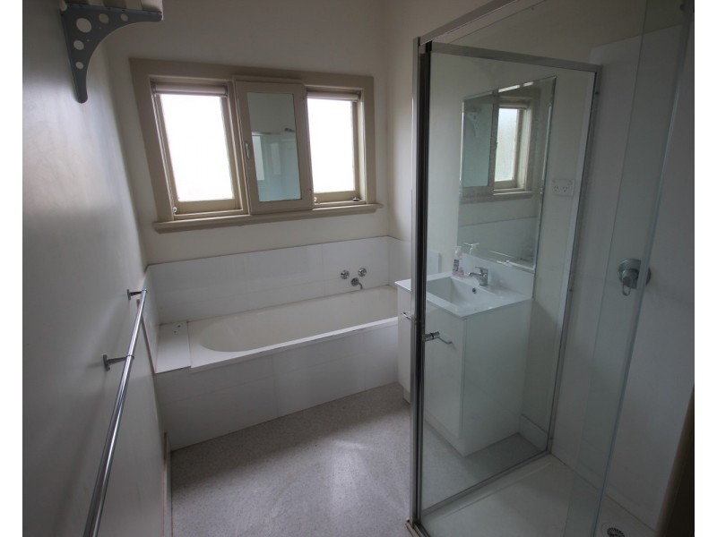 8 Sutton Road, Maryborough VIC 3465