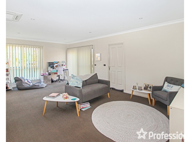 12 Sydney Avenue, Maryborough VIC 3465