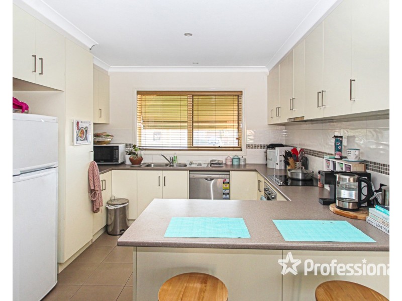 12 Sydney Avenue, Maryborough VIC 3465