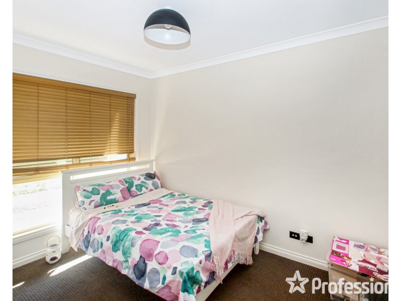 12 Sydney Avenue, Maryborough VIC 3465