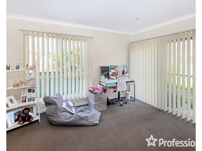 12 Sydney Avenue, Maryborough VIC 3465