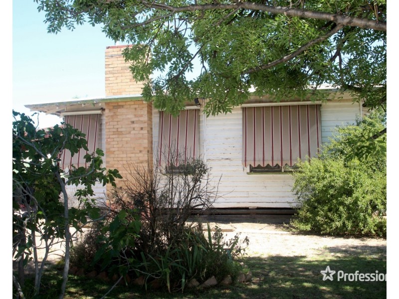 7 Macaulay Street, Maryborough VIC 3465