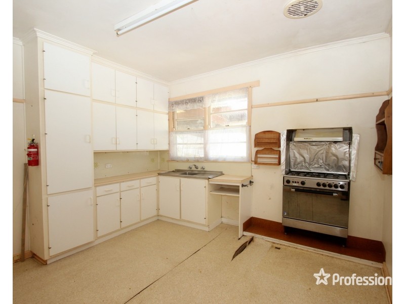 7 Macaulay Street, Maryborough VIC 3465