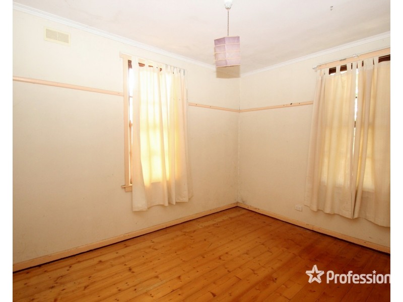 7 Macaulay Street, Maryborough VIC 3465