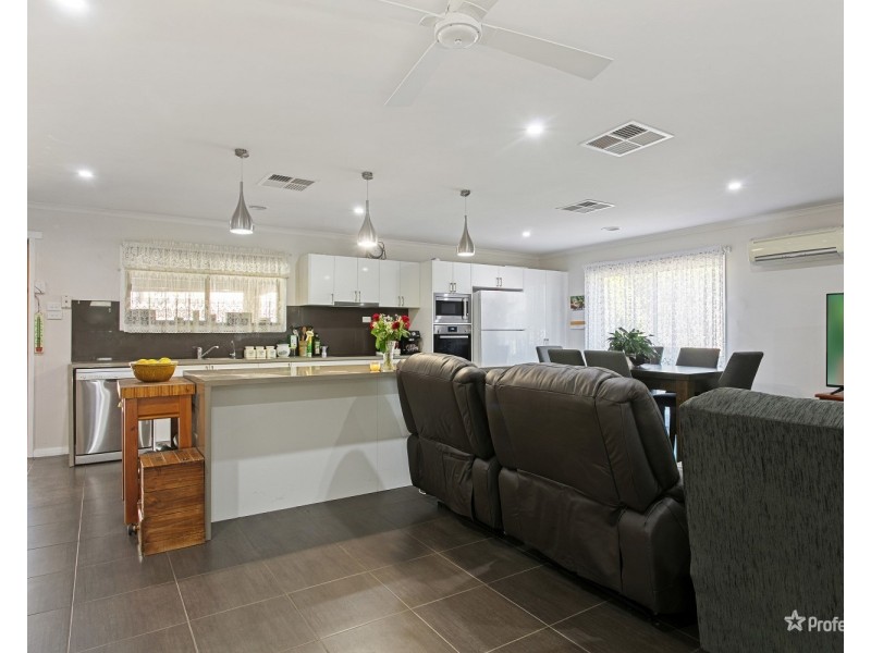 25 Ironbark Drive, Maryborough VIC 3465