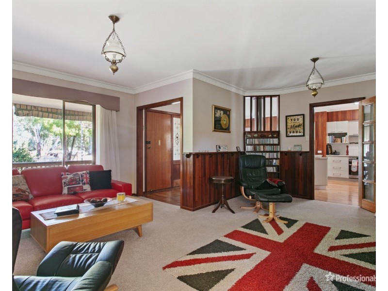 4 Templeton Street, Avoca VIC 3467