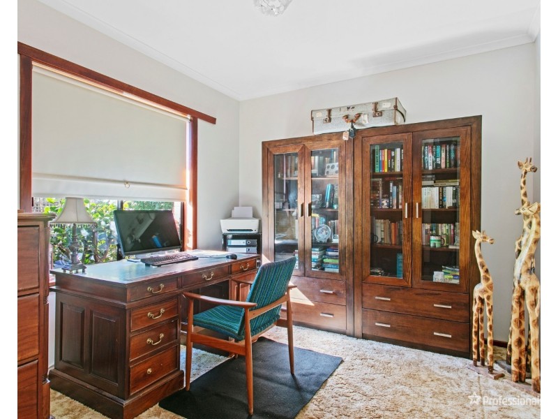 4 Templeton Street, Avoca VIC 3467