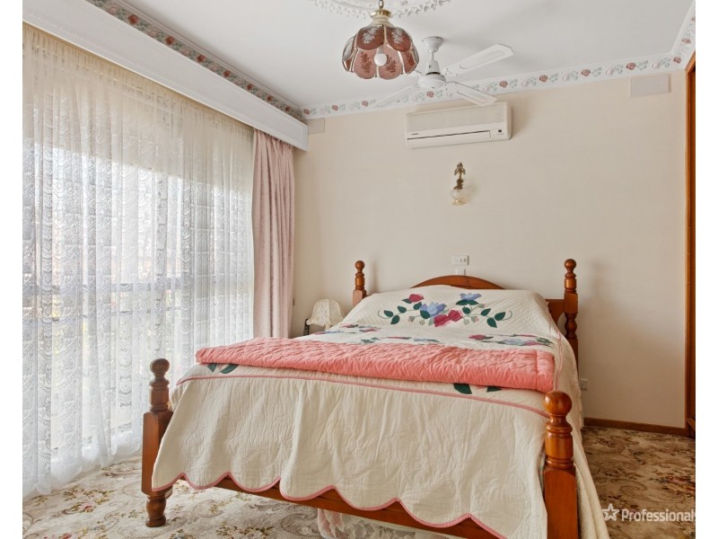 4 Christian Street, Maryborough VIC 3465