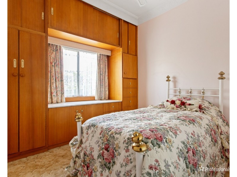 4 Christian Street, Maryborough VIC 3465