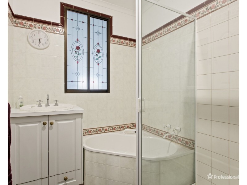 4 Christian Street, Maryborough VIC 3465