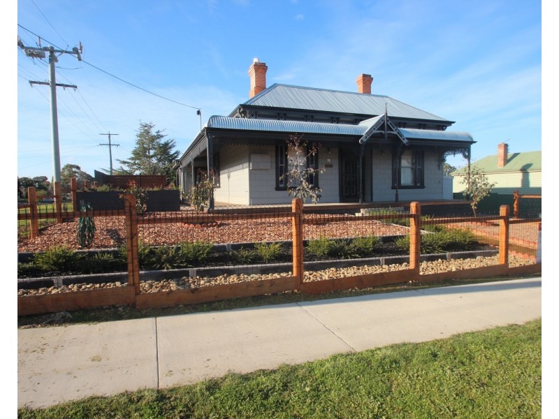 92 Inkerman Street, Maryborough VIC 3465