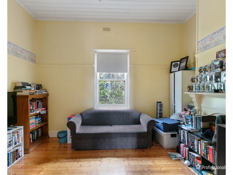 6 Barkly Street, Maryborough VIC 3465