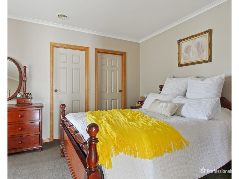 7-9 Powlett Street, Carisbrook VIC 3464