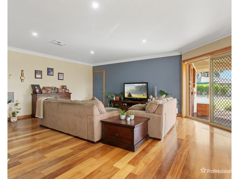 7-9 Powlett Street, Carisbrook VIC 3464