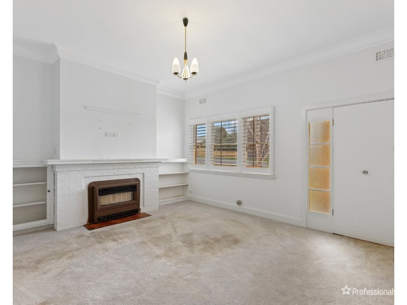 83 Inkerman Street, Maryborough VIC 3465