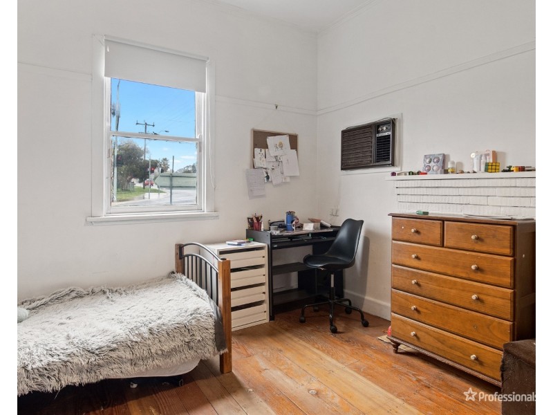 128 Inkerman Street, Maryborough VIC 3465