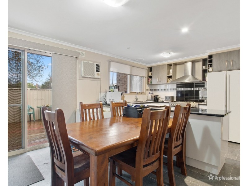 99 Nelson Street, Maryborough VIC 3465