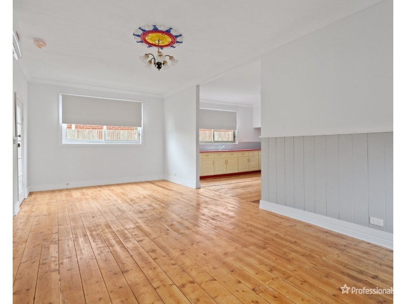 7 Newton Street, Maryborough VIC 3465