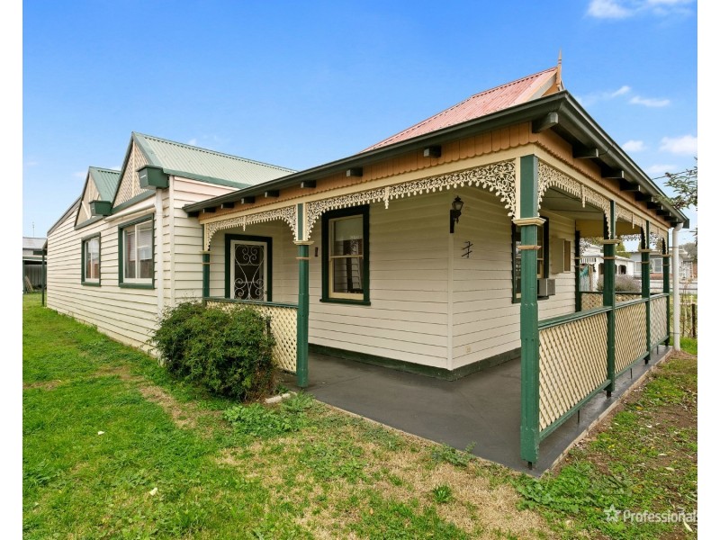 7 Newton Street, Maryborough VIC 3465