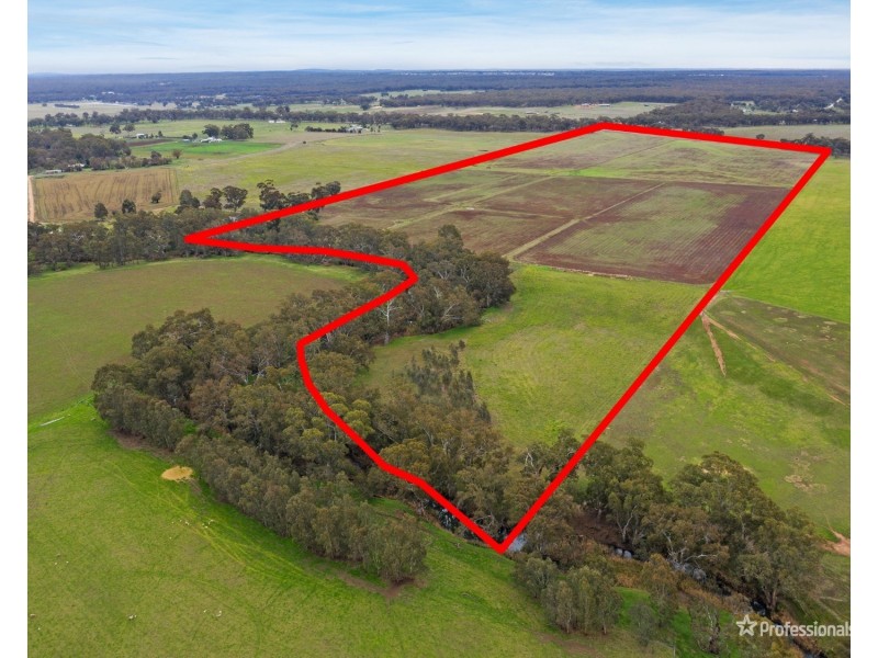 99 Newmarket Road, Carisbrook VIC 3464