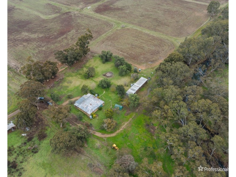 99 Newmarket Road, Carisbrook VIC 3464