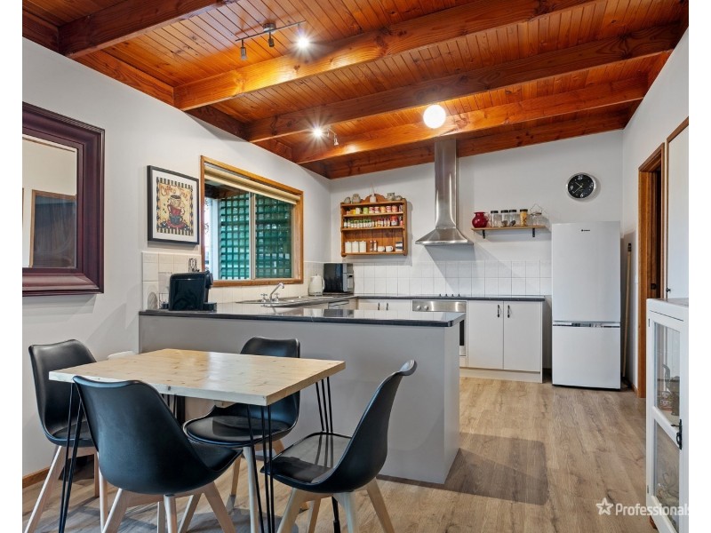 68 Pascoe Street, Avoca VIC 3467