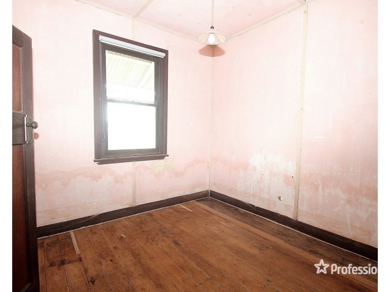 42 Victoria Street, Carisbrook VIC 3464