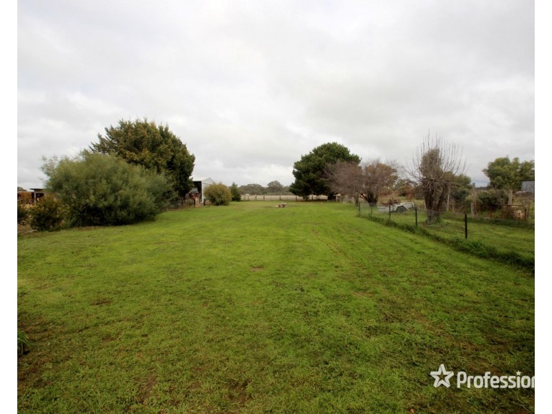 42 Victoria Street, Carisbrook VIC 3464