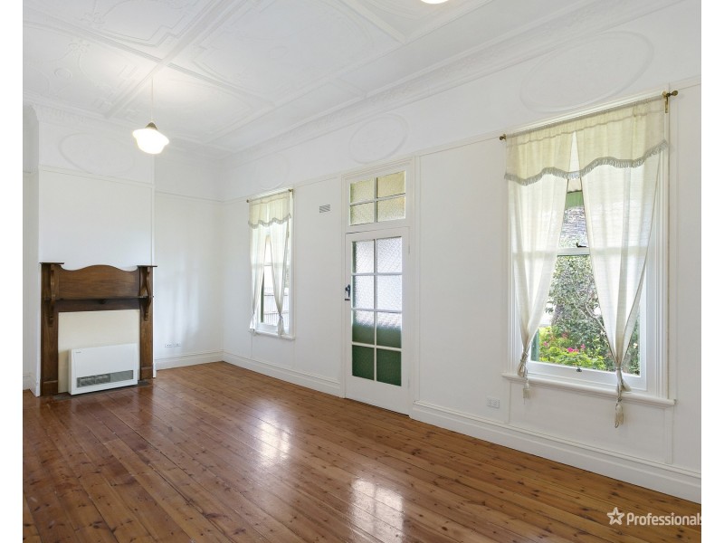 82 Napier Street, Maryborough VIC 3465