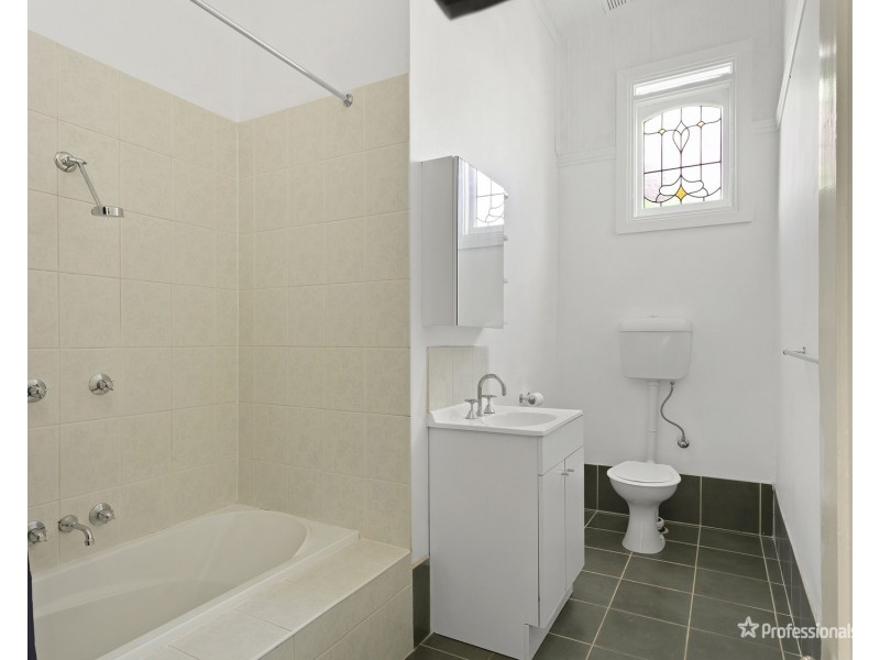 82 Napier Street, Maryborough VIC 3465