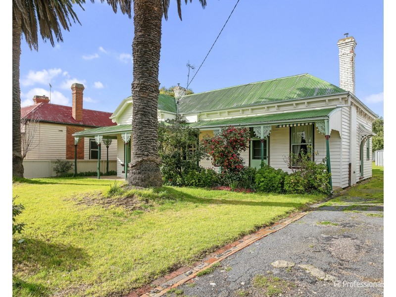 82 Napier Street, Maryborough VIC 3465