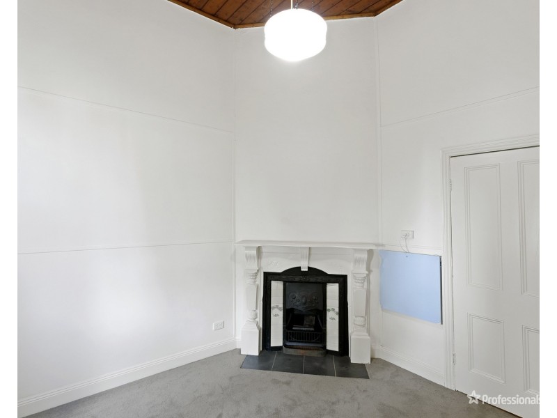 82 Napier Street, Maryborough VIC 3465