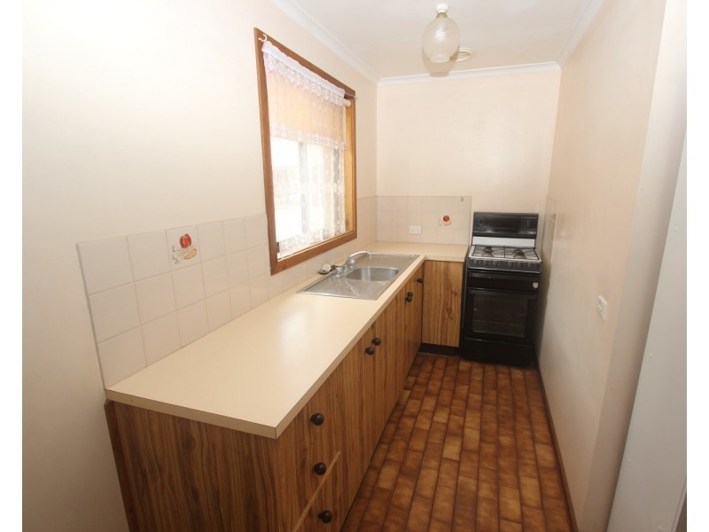 2/4 Ormond Avenue, Maryborough VIC 3465