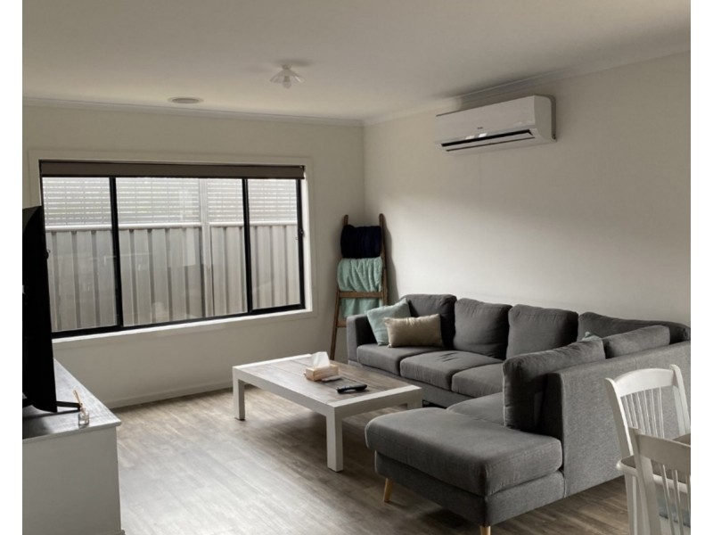 8 Quinn Street, Maryborough VIC 3465