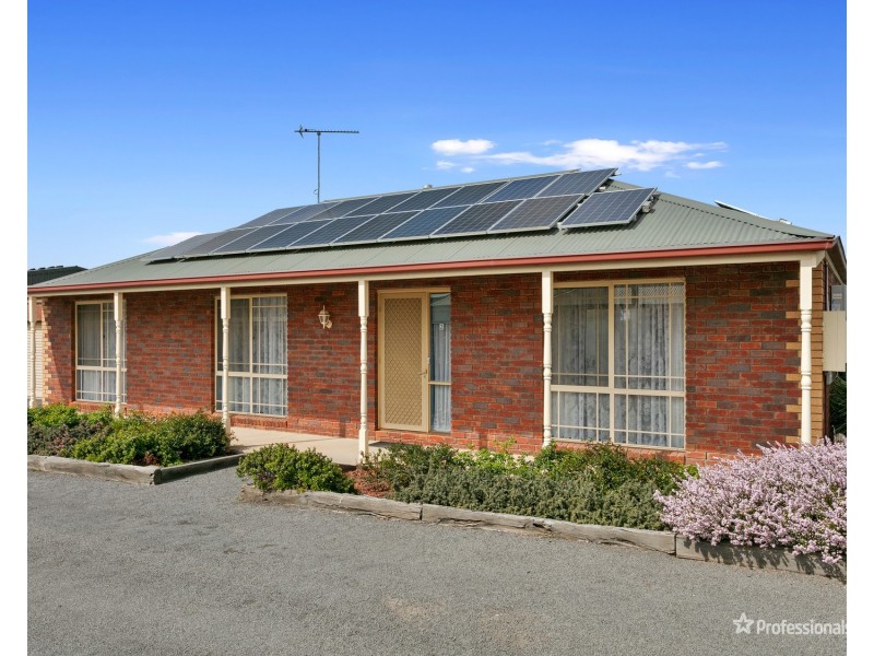 2/8 Virtue Street, Maryborough VIC 3465