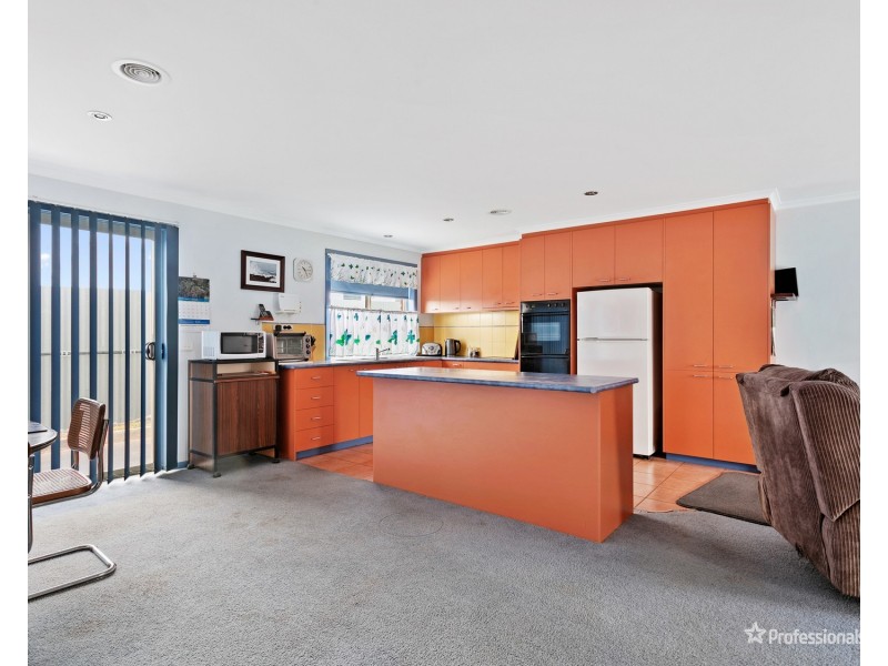 2/8 Virtue Street, Maryborough VIC 3465