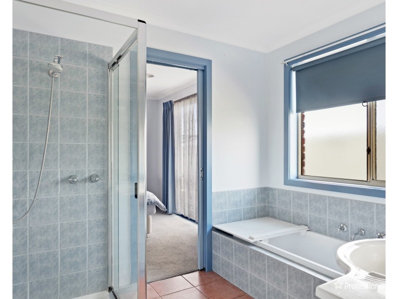 2/8 Virtue Street, Maryborough VIC 3465