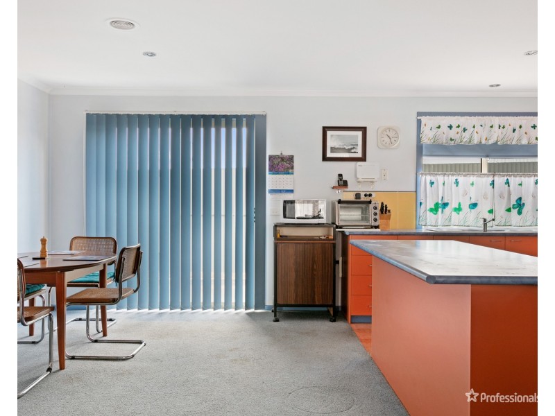 2/8 Virtue Street, Maryborough VIC 3465