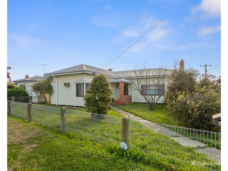 81 Burns Street, Maryborough VIC 3465