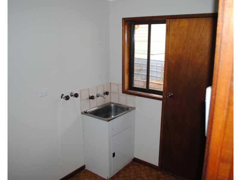 2/10 Pekin Road, Maryborough VIC 3465