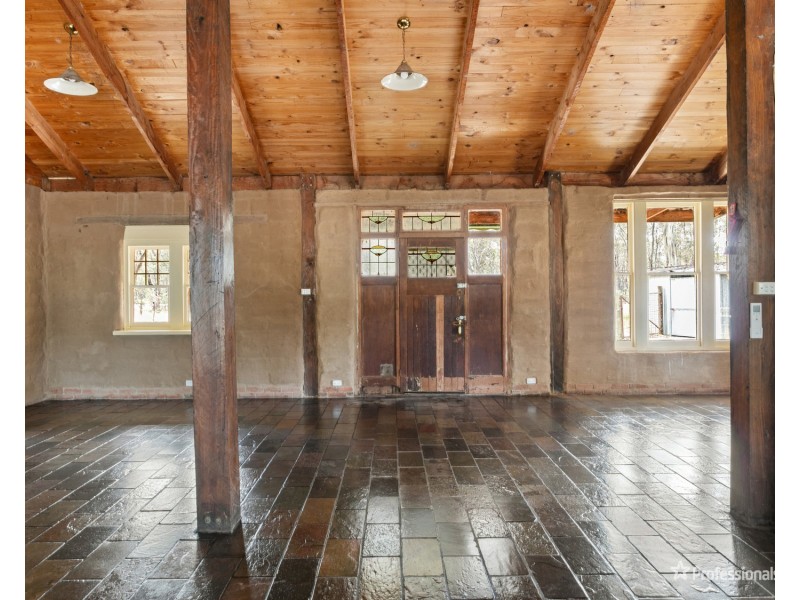 1345 Landrigan Road, Daisy Hill VIC 3465