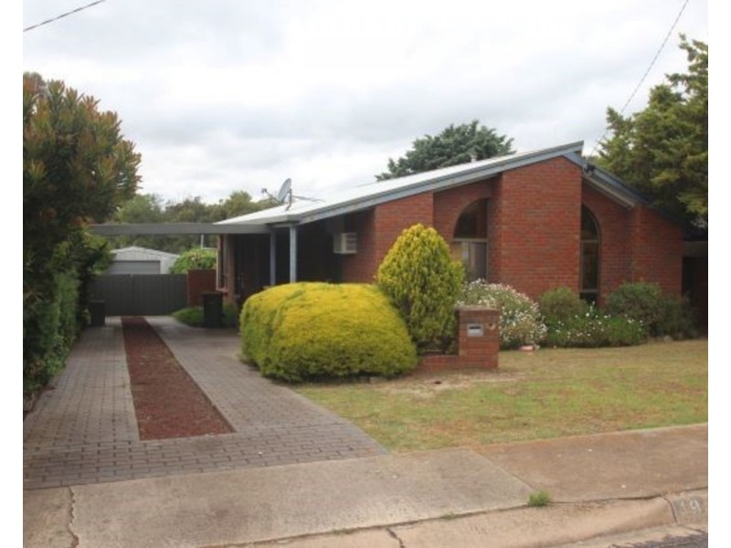 19 Ironbark Drive, Maryborough VIC 3465