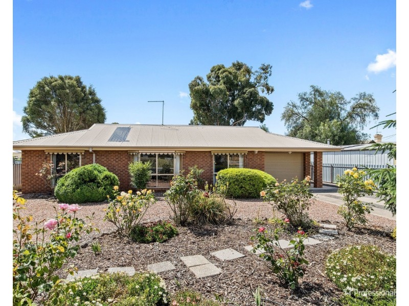 17 Powlett Street, Carisbrook VIC 3464