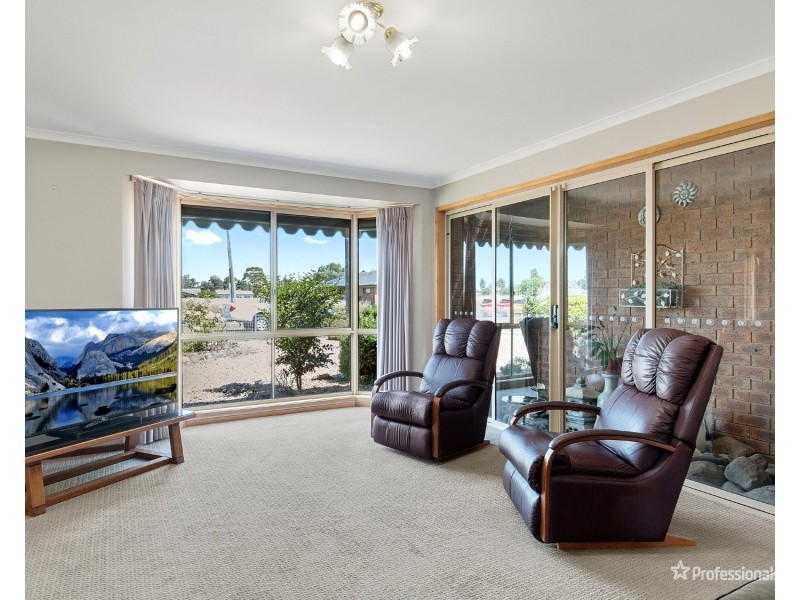 17 Powlett Street, Carisbrook VIC 3464