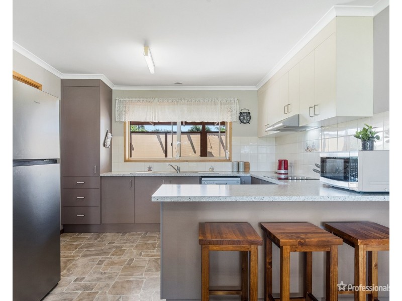 17 Powlett Street, Carisbrook VIC 3464