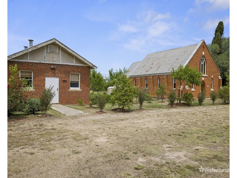 24 Simson Street, Carisbrook VIC 3464